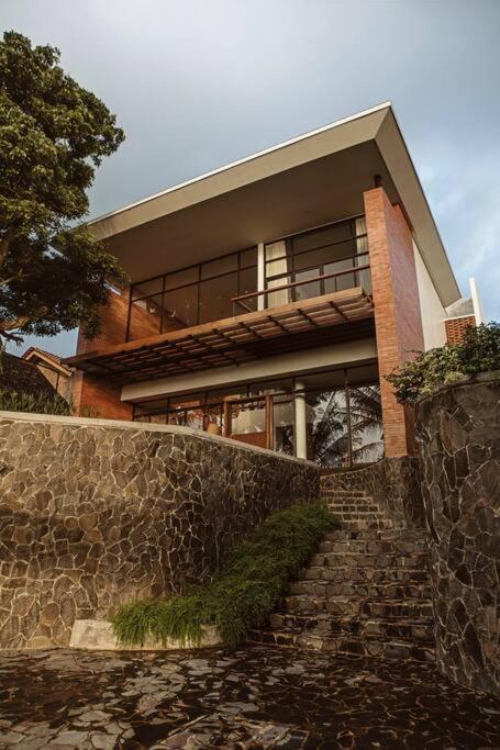 Villa Yats Cocoon Kaliurang Exterior foto